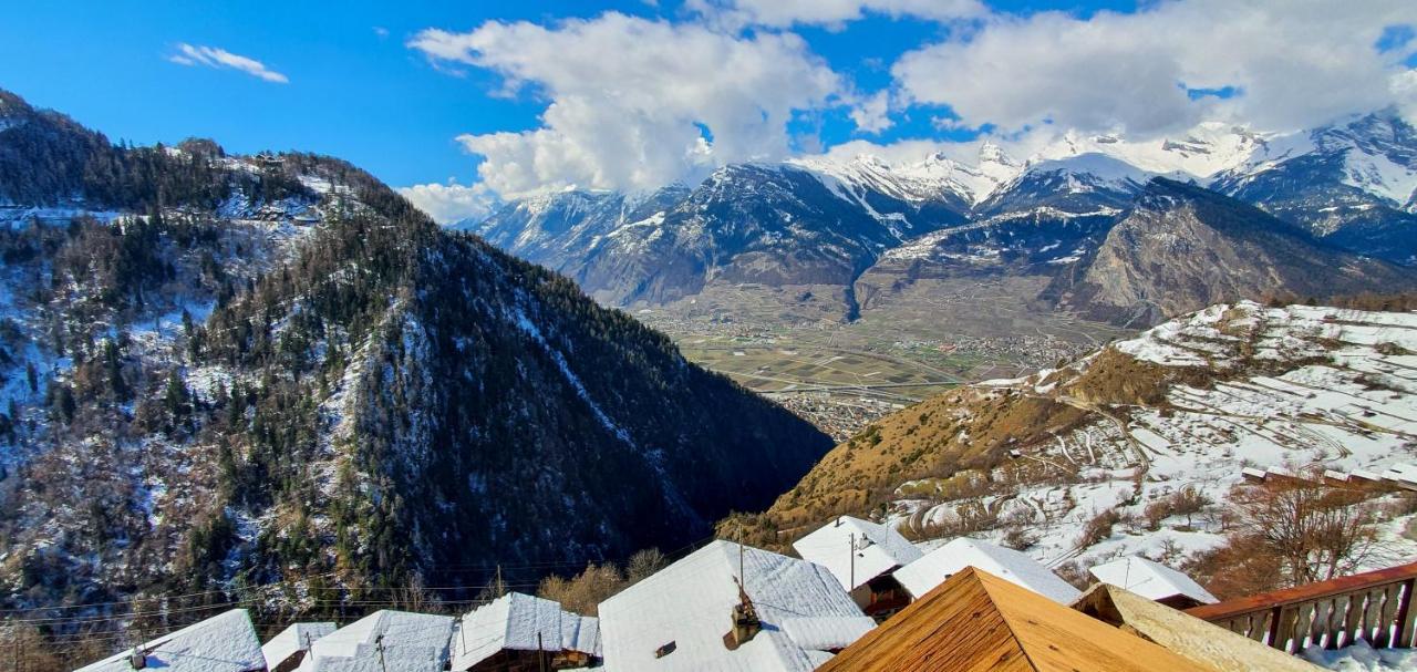 Auberge Le Mont-Gele Iserables Exteriör bild