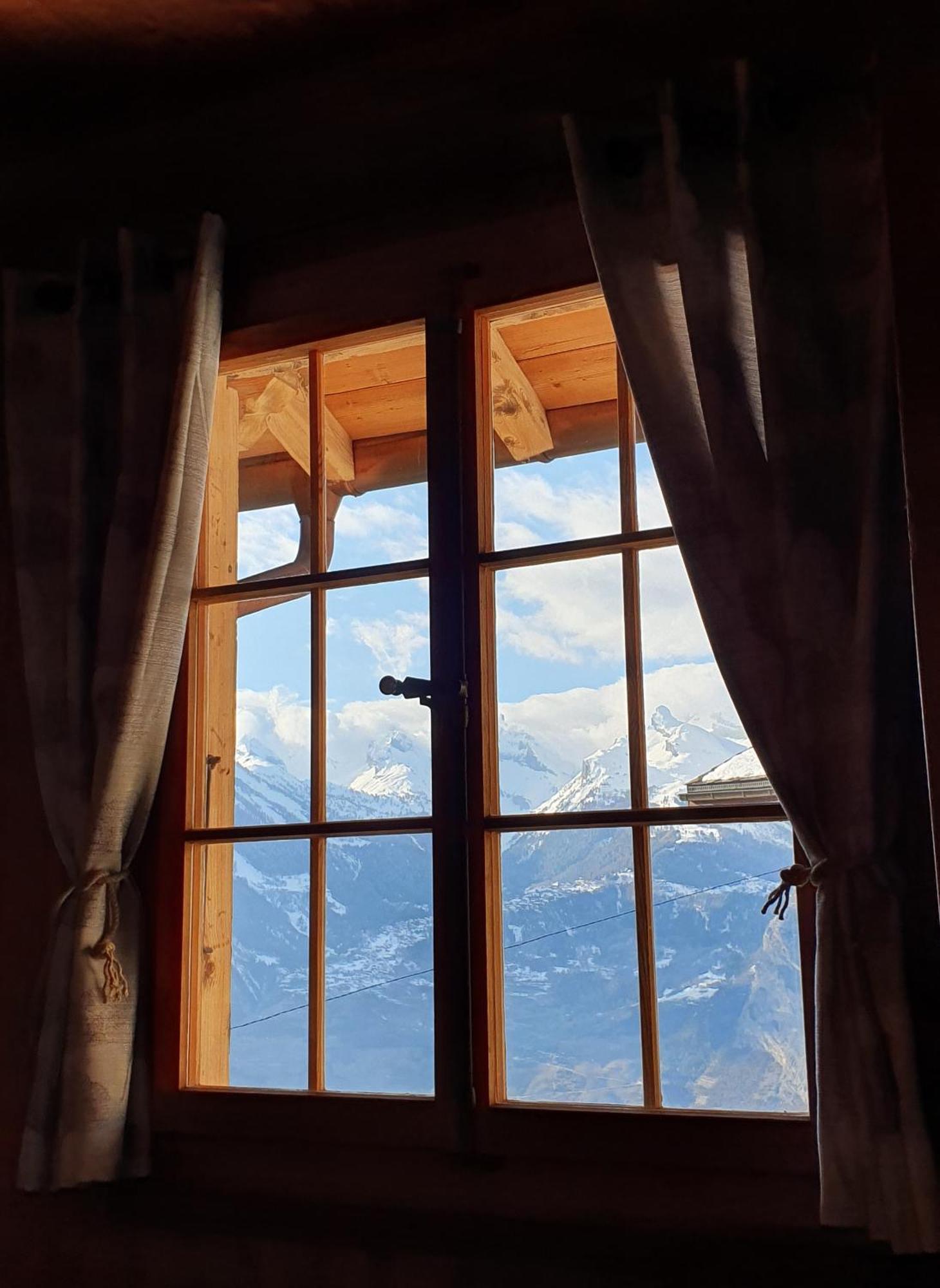 Auberge Le Mont-Gele Iserables Exteriör bild